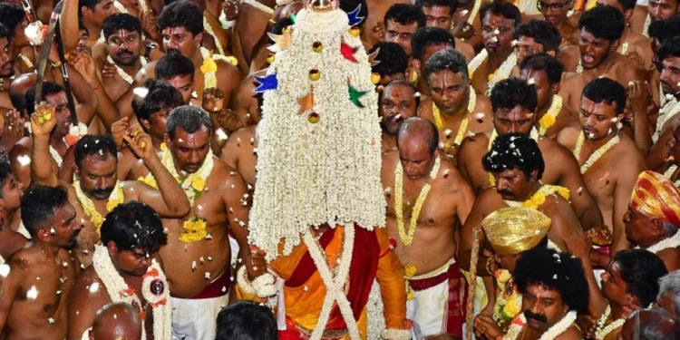 ಬೆಂಗಳೂರು ಕರಗಕ್ಕೆ ಬಣಗಳ ಗುದ್ದಾಟ.. ಹೈಕೋರ್ಟ್‌ನಲ್ಲಿ ಕೇಸ್‌..