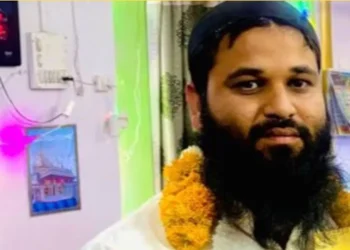 ಮಸೀದಿಗೆ ಹೊಕ್ಕು ಧರ್ಮಗುರುವನ್ನು ಕೊಲೆ ಮಾಡಿದ ದುಷ್ಕರ್ಮಿಗಳು