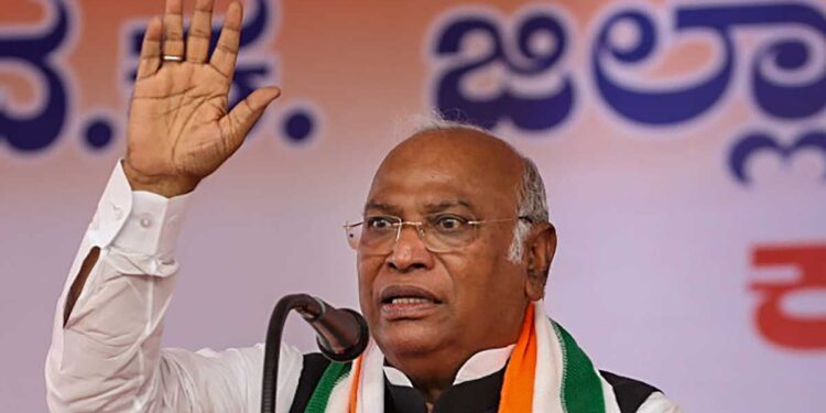 ವೋಟು ಹಾಕದಿದ್ದರೆ ನನ್ನ ಸಾವಿಗೆ ಮಣ್ಣು ಕೊಡುವುದಕ್ಕಾದರೂ ಬನ್ನಿ..