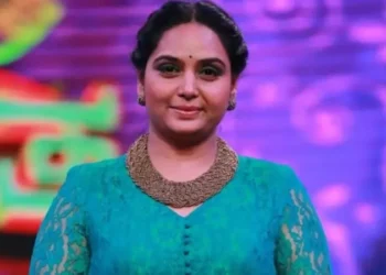 ಮಹಿಳೆಯರ ಬಗ್ಗೆ ಕೀಳು ಹೇಳಿಕೆ; ನಟಿ ಶೃತಿಗೆ ಮಹಿಳಾ ಆಯೋಗದಿಂದ ನೋಟಿಸ್