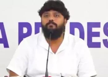 ವಿಜಯೇಂದ್ರ ವಿರುದ್ಧ ಹರಿಹಾಯ್ದ ಶಾಸಕ ಪ್ರದೀಪ್ ಈಶ್ವರ್