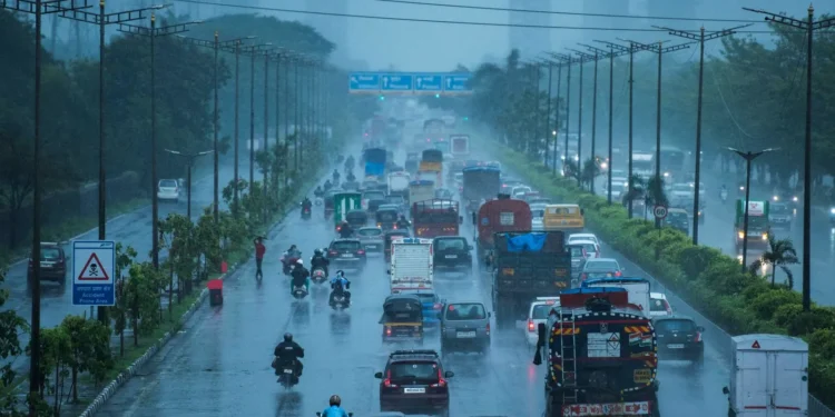 ರಾಜ್ಯದಲ್ಲಿ ಭಾರೀ ಮಳೆ, ಹಲವು ಕಡೆ ಸಂಕಷ್ಟದ ಸರಮಾಲೆ..