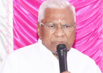 6 ದಶಕಗಳ ರಾಜಕೀಯ ಜೀವನಕ್ಕೆ ವಿದಾಯ ಹೇಳಿದ ಹಿರಿಯ ರಾಜಕಾರಣಿ