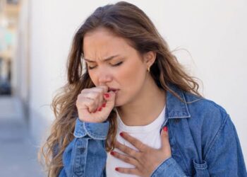 Dry cough: ಬಿಡದೆ ಕಾಡುವ ಒಣ ಕೆಮ್ಮಿಗೆ ಇಲ್ಲಿದೆ ತಕ್ಷಣದ ಪರಿಹಾರ.!