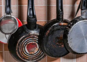 ತುಕ್ಕು(Rust) ಹಿಡಿದ ವಸ್ತುಗಳನ್ನ(Things) ಸುಲಭವಾಗಿ ಸ್ವಚ್ಛಗೊಳಿಸಬೇಕೆ ?ಹಾಗಿದ್ರೆ ಈ ಹ್ಯಾಕ್(Hack) ನ ಟ್ರೈ ಮಾಡಿ.!