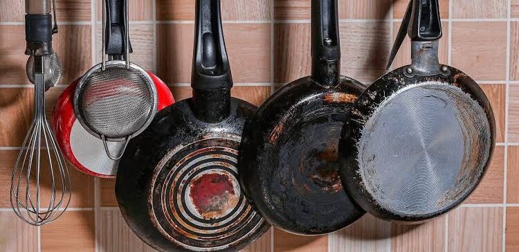 ತುಕ್ಕು(Rust) ಹಿಡಿದ ವಸ್ತುಗಳನ್ನ(Things) ಸುಲಭವಾಗಿ ಸ್ವಚ್ಛಗೊಳಿಸಬೇಕೆ ?ಹಾಗಿದ್ರೆ ಈ ಹ್ಯಾಕ್(Hack) ನ ಟ್ರೈ ಮಾಡಿ.!