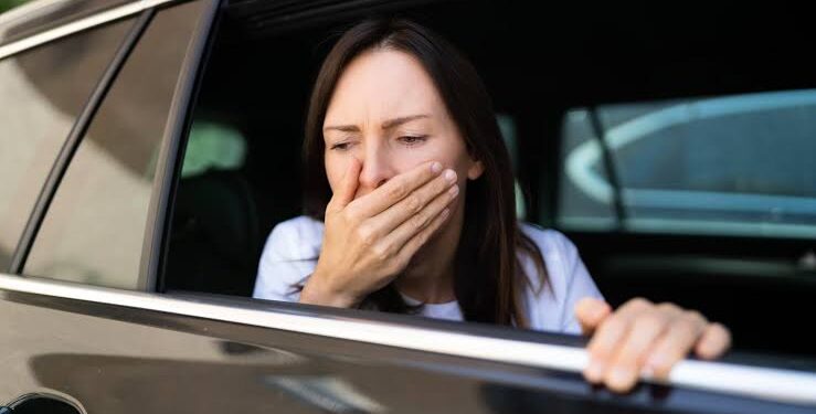 ಟ್ರಾವೆಲ್(Traveling)ಮಾಡುವಾಗ ವಾಂತಿಯಾಗುತ್ತ(Vomiting)?ವಾಂತಿ-ತಲೆಸುತ್ತನ್ನ ತಪ್ಪಿಸಲು ಈ ಹ್ಯಾಕ್ನ ಟ್ರೈ ಮಾಡಿ