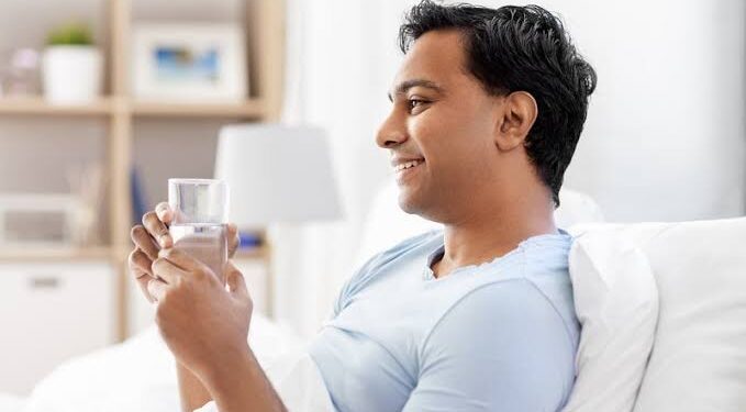 ಬೆಳಗ್ಗೆ ಖಾಲಿ ಹೊಟ್ಟೆಗೆ ಒಂದು ಲೋಟ ನೀರನ್ನು ಕುಡಿಯಿರಿ, ಸಾಕಷ್ಟು ಆರೋಗ್ಯ ಸಮಸ್ಯೆಗಳಿಗೆ ಗುಡ್ ಬೈ ಹೇಳಿರಿ.!