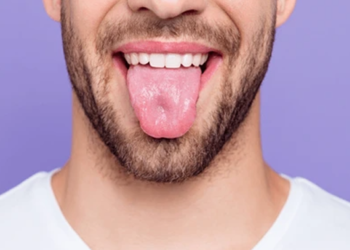 ದೇವರಿಗಾಗಿ ನಾಲಿಗೆ ಕತ್ತರಿಸಿಕೊಂಡ ವ್ಯಕ್ತಿ