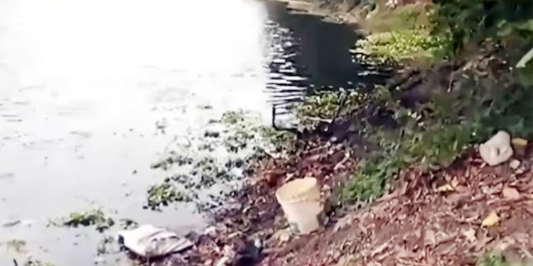 ಬಾಂಬ್ ಸ್ಫೋಟ; ಆಟವಾಡುತ್ತಿದ್ದ ಬಾಲಕ ಸಾವು, ಇಬ್ಬರ ಸ್ಥಿತಿ ಗಂಭೀರ