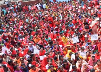 ಅಂಗನವಾಡಿ ಕಾರ್ಯಕರ್ತೆಯರಿಗೆ, ಸಹಾಯಕರಿಗೆ ಸಿಗದ ಸಂಬಳ!