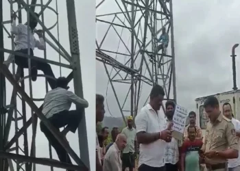 ನೆಟ್ವರ್ಕ್ ಸಮಸ್ಯೆ; ಗ್ರಾಮಸ್ಥರು ಮಾಡಿದ್ದೇನು?