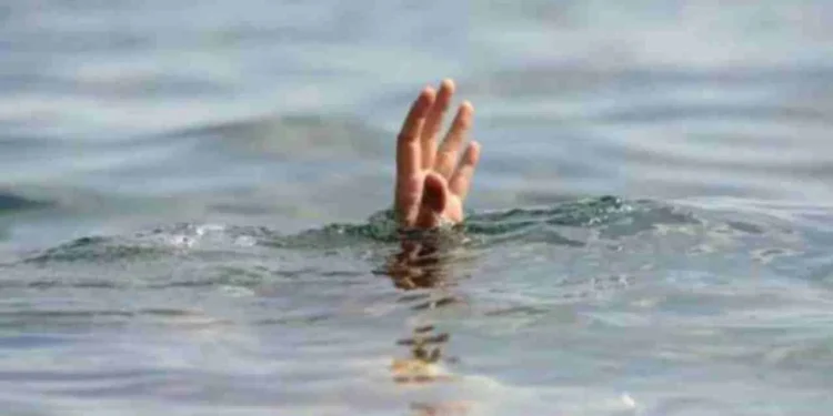 ಕೆರೆಯ ಬಳಿ ಆಟವಾಡುತ್ತಿದ್ದ ಮೂವರು ಮಕ್ಕಳು ನೀರು ಪಾಲು