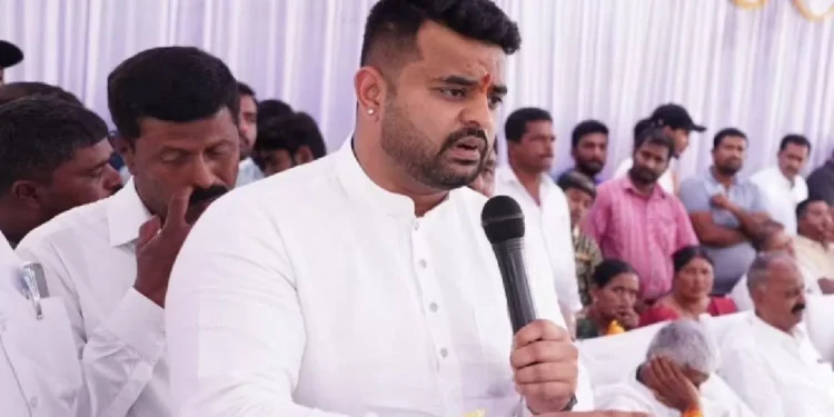 ಅಪ್ಪ-ಮಗನಿಗೆ ಬಂಧನದ ಭೀತಿ, ಕಾಲಾವಕಾಶ ಮನವಿ ತಿರಸ್ಕರಿಸಿದ SIT..