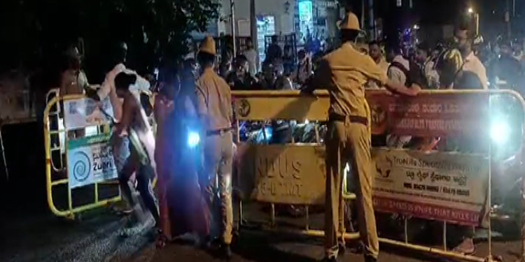 ದರ್ಶನ್ ಅರೆಸ್ಟ್ ಆಗಿರುವ ಠಾಣೆ ಬಳಿ 144 ಸೆಕ್ಷನ್; ಸವಾರರು ಹೈರಾಣ