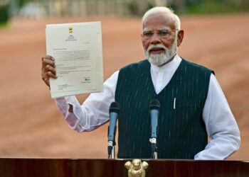 ಮೌನ ಮುರಿದು ಟೀಕಾಕಾರರಿಗೆ ಅಸ್ತ್ರ ಆದ್ರಾ ನರೇಂದ್ರ ಮೋದಿ..