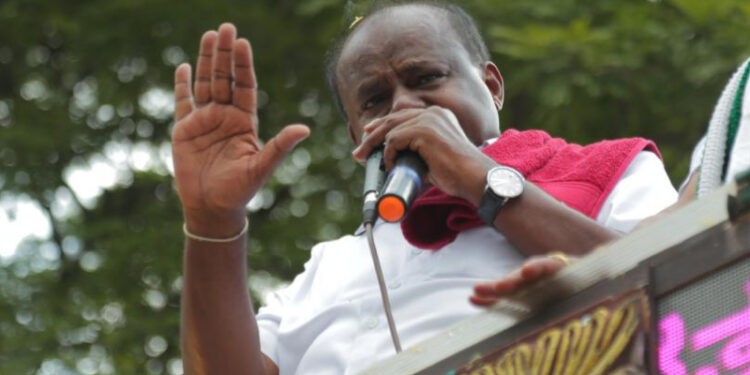 ಮಂಡ್ಯದಲ್ಲಿ ಭರ್ಜರಿ ಗೆಲುವು ಸಾಧಿಸಿದ ಕುಮಾರಸ್ವಾಮಿ