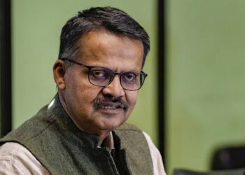 ಲೋಕಸಭೆಗೆ ಹಂಗಾಮಿ ಸ್ಪೀಕರ್ ನೇಮಕ ಮಾಡಿದ ಮುರ್ಮು : ಭರ್ತೃಹರಿ ಮಹತಾಬ್ ಸದ್ಯದ ಹಂಗಾಮಿ ಸ್ಪೀಕರ್ !