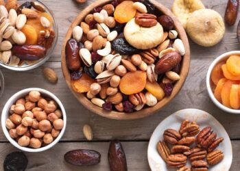 ಖಾಲಿ ಹೊಟ್ಟೆಗೆ ನೆನೆಸಿದ ಡ್ರೈ ಫ್ರೂಟ್ಸ್ ಸೇವಿಸುವುದರಿಂದ, ಏನೆಲ್ಲಾ ಆರೋಗ್ಯ ಪ್ರಯೋಜನಗಳಿವೆ ಗೊತ್ತಾ.!