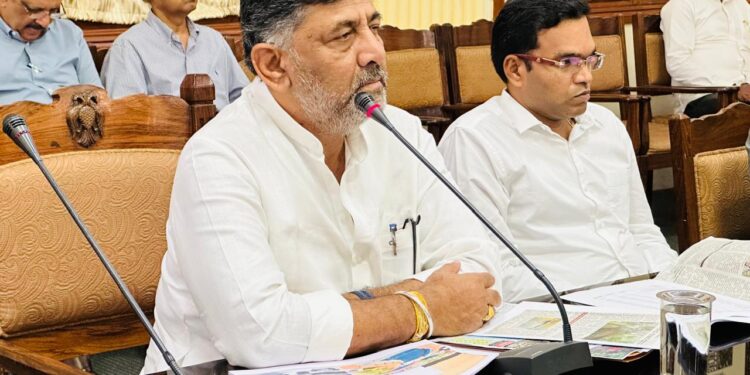 ಮಳೆ ಹಾನಿ ತಡೆಯಲು ಸರ್ವಸನ್ನದ್ದರಾಗಿ: ಅಧಿಕಾರಿಗಳಿಗೆ ಡಿಸಿಎಂ ಡಿ.ಕೆ. ಶಿವಕುಮಾರ್ ಖಡಕ್ ಸೂಚನೆ