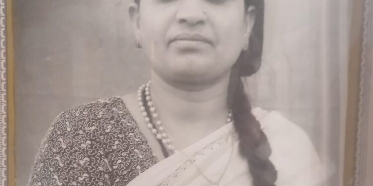 ಅಮ್ಮ – ನಿನ್ನಲ್ಲಿ ಕ್ಷಮೆ ಕೇಳಬೇಕು!! ಹೇಗೆ ತಲುಪಿಸಲಿ ?