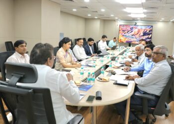 ಮಶೀನ್ ಟೂಲ್ ವಲಯದ ಉತ್ಕರ್ಷಕ್ಕೆ ಒತ್ತು, ವಿಷನ್ ಗ್ರೂಪ್ ಚೊಚ್ಚಲ ಸಭೆ ನಡೆಸಿದ ಕೈಗಾರಿಕಾ ಸಚಿವರು