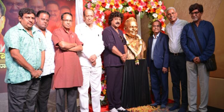 ಗಾನ ಗಂಧರ್ವ ಡಾ. ಎಸ್ ಪಿ ಬಾಲಸುಬ್ರಹ್ಮಣ್ಯಂ ಪುತ್ಥಳಿ ಅನಾವರಣ!