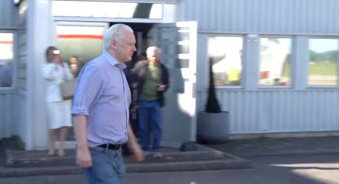 ಬೇಹುಗಾರಿಕೆ ಆರೋಪ; ಜಾಮೀನಿನ ಮೇಲೆ ಬಿಡುಗಡೆಗೊಂಡ ವಿಕಿಲೀಕ್ಸ್ ಸಂಸ್ಥಾಪಕ ಜೂಲಿಯನ್ ಅಸ್ಸಾಂಜೆ