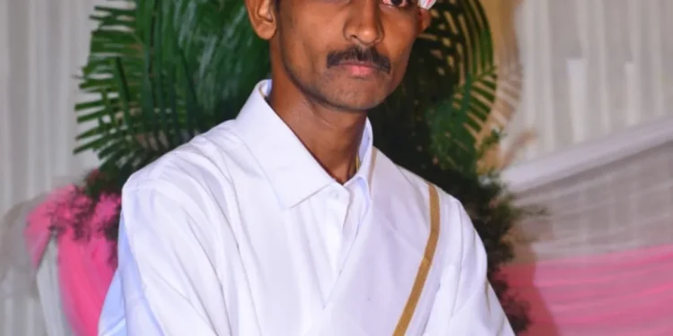 ಕೊಲೆಯಾಗಿರುವ ರೇಣುಕಾಸ್ವಾಮಿ ಯಾರು? ದರ್ಶನ್ ಅರೆಸ್ಟ್ ಹಿಂದಿನ ಕಾರಣ ಏನು?