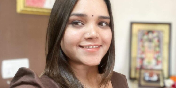 ಸುದ್ದಿ ನಿರೂಪಕಿ ದಿವ್ಯಾ ವಸಂತ ಅರೆಸ್ಟ್ ! ಸುಲಿಗೆ ಪ್ರಕರಣದಲ್ಲಿ ದಿವ್ಯಾ ಅಂದರ್ ! 