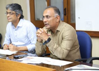 ಡೆಂಗಿ ಜೊತೆಗೆ ಝೀಕಾ ವೈರಸ್ ಬಗ್ಗೆಯೂ ಮುನ್ನೆಚ್ಚರಿಕೆ ವಹಿಸಿ – ಜಿಲ್ಲಾಧಿಕಾರಿಗಳಿಗೆ ಆರೋಗ್ಯ ಸಚಿವ ದಿನೇಶ್ ಗುಂಡೂರಾವ್ ಸೂಚನೆ