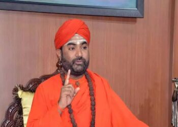 ಡಿಕೆಶಿ ಸಿಎಂ ಆಗಲಿದ್ದಾರೆ ಎಂದು ಭವಿಷ್ಯ ನುಡಿದ ವಚನಾನಂದ ಶ್ರೀ !