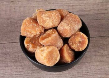 Tips to store jaggery in monsoon: ಮಳೆಗಾಲದಲ್ಲಿ ಬೆಲ್ಲವನ್ನ ಶೇಖರಣೆ ಮಾಡಲು ಬೆಸ್ಟ್ ಟಿಪ್ಸ್.!