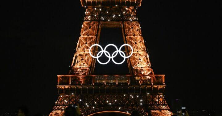 ಒಲಿಂಪಿಕ್ಸ್ 2024ಕ್ಕೆ ಪ್ಯಾರಿಸ್‌ನಲ್ಲಿ ವರ್ಣರಂಜಿತ ಚಾಲನೆ ! 7 ಸಾವಿರಕ್ಕೂ ಹೆಚ್ಚು ಕ್ರೀಡಾಪಟುಗಳು ಭಾಗಿ !