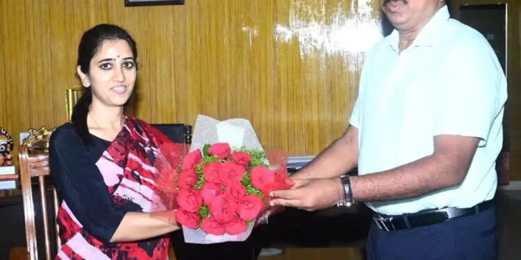 ಬೀದರ್‌ನ ನೂತನ ಜಿಲ್ಲಾಧಿಕಾರಿಯಾಗಿ ಅಧಿಕಾರ ವಹಿಸಿಕೊಂಡ ಶಿಲ್ಪಾ ಶರ್ಮಾ