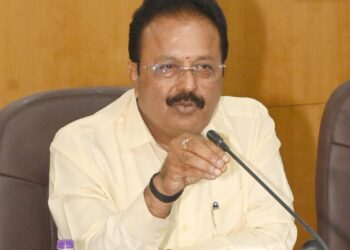 ಕೆರೆ ಕಟ್ಟೆ ತುಂಬಿಸಲು ಜುಲೈ 8 ರ ಸಂಜೆಯಿಂದ ವಿ.ಸಿ.ನಾಲೆಗೆ ನೀರು ಹರಿಸಲು ತೀರ್ಮಾನ. ಎನ್.ಚಲುವರಾಯಸ್ವಾಮಿ.