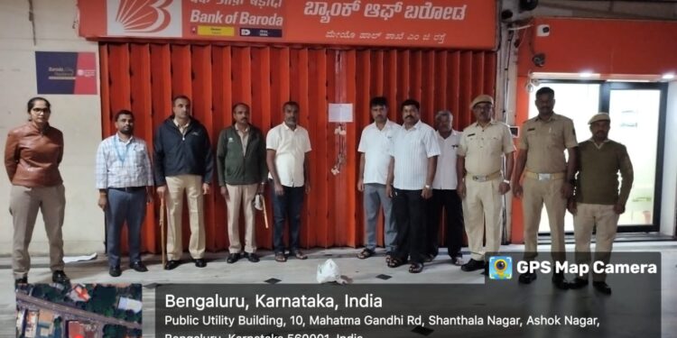 ಪೂರ್ವ ವಲಯ ವ್ಯಾಪ್ತಿಯ ಪಿಯುಬಿ ಕಟ್ಟಡದದಲ್ಲಿರುವ ಬ್ಯಾಂಕ್ ಆಫ್ ಬರೋಡಾ ಹಾಗೂ ಅಂಚೆ ಕಛೇರಿಯು ಬಾಡಿಗೆ ಪಾವತಿಸದ ಕಾರಣ ಬೀಗ ಹಾಕಿರುವ ಬಗ್ಗೆ: