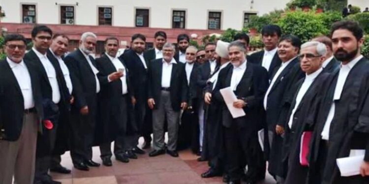 ಸಾರ್ವಜನಿಕ ಸುರಕ್ಷತಾ ಕಾಯ್ದೆ ಅನ್ವಯ ಜಮ್ಮು ಕಾಶ್ಮೀರ ಹಿರಿಯ ವಕೀಲನ ಬಂಧನ