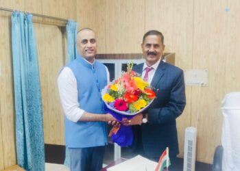 ಗೌರವಾನ್ವಿತ ನ್ಯಾಯಮೂರ್ತಿಗಳು ಹಾಗು ಉಪ ಲೋಕಾಯುಕ್ತರಾದ ಶ್ರೀ ಬಿ. ವೀರಪ್ಪ ರವರನ್ನು ಬೇಟಿ ಮಾಡಿದ ಎ.ಎಸ್ ಪೊನ್ನಣ್ಣ..