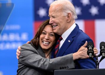 ಕಮಲಾ ಹ್ಯಾರಿಸ್‌ ಅವರನ್ನು ಡೆಮಾಕ್ರಟಿಕ್‌ ಪಕ್ಷದ ಅಭ್ಯರ್ಥಿ ಹುದ್ದೆಗೆ ಅನುಮೋದಿಸಿದ ಜೋ ಬಿಡೆನ್‌..