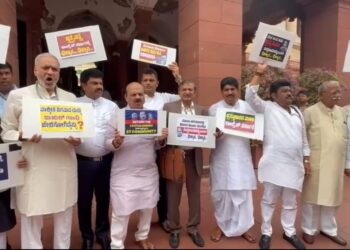 ಸಿಎಂ ಸಿದ್ದರಾಮಯ್ಯ ಅವರ ಬಣ್ಣ ಬಯಲಾಗಿದ್ದು, ರಾಜೀನಾಮೆ ನೀಡಬೇಕು: ಬಸವರಾಜ ಬೊಮ್ಮಾಯಿ