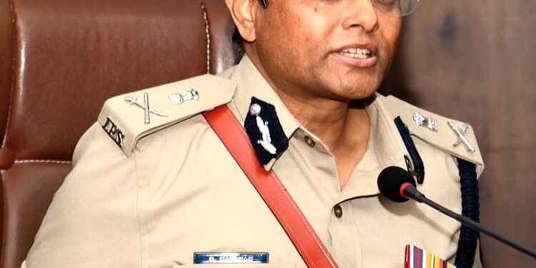 ಪೋಲೀಸ್‌ ಸಿಬ್ಬಂದಿಗಳಿಗೆ ಕಡಕ್‌ ವಾರ್ನಿಂಗ್‌ ಕೊಟ್ಟ ನಗರ ಪೊಲೀಸ್ ಆಯುಕ್ತ ದಯಾನಂದ..!