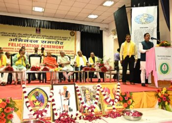 ಗೊಂಡ ಸಮಾಜದಿಂದ ಆಯ್ಕೆಯಾದ ಕೇಂದ್ರ ಸಚಿವರಿಗೆ, ಸಂಸದರಿಗೆ ದೆಹಲಿಯಲ್ಲಿ ಸನ್ಮಾನ