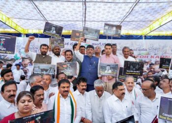 ನವರಂಗಿ ನಕಲಿ ಸ್ವಾಮಿ ವಿರುದ್ಧ ರಾಜ್ಯಪಾಲರ ಕ್ರಮ ಏಕಿಲ್ಲ:ಡಿಸಿಎಂ ಡಿ.ಕೆ.ಶಿವಕುಮಾರ್ ಪ್ರಶ್ನೆ