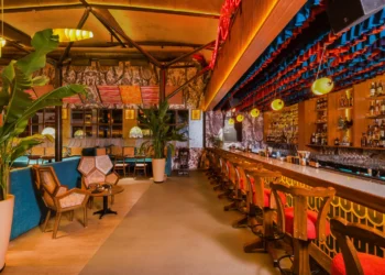 ಮಧ್ಯರಾತ್ರಿ 1 ಗಂಟೆವರೆಗೆ ತೆರೆದಿರಲಿವೆ ಹೋಟೆಲ್, ಬಾರ್ & ರೆಸ್ಟೋರೆಂಟ್..!!