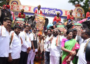 ನಾಡಹಬ್ಬ ದಸರಾ ಗಜಪಯಣ ಸಂಭ್ರಮ..