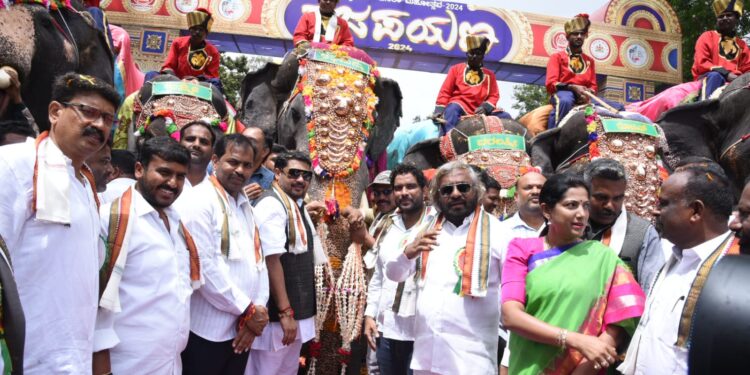 ನಾಡಹಬ್ಬ ದಸರಾ ಗಜಪಯಣ ಸಂಭ್ರಮ..