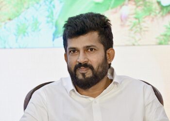 ಗೌರಿ ಲಂಕೇಶ್ ಕೊಲೆ ಆರೋಪಿಯನ್ನ ಭೇಟಿ ಮಾಡಿದ ಪ್ರತಾಪ್ ಸಿಂಹ ! ವಾಗ್ವಾದಕ್ಕೆ ಕಾರಣವಾದ ಸಿಂಹ ನಡೆ ! 