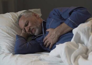 ರಾತ್ರಿ ಮಲಗಿದ ನಂತರ ಕಾಡುವ ಎದೆಯುರಿ ಸಮಸ್ಯೆಗೆ ಪ್ರಮುಖ ಕಾರಣಗಳೇನು ಗೊತ್ತಾ.!