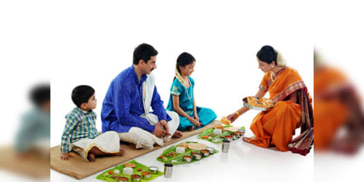 ಕೆಳಗೆ ಕುಳಿತು ಊಟ ಮಾಡುವುದರಿಂದ ಆರೋಗ್ಯಕ್ಕೆ ಎಷ್ಟೆಲ್ಲ ಬೆನಿಫಿಟ್ಸ್ ಇದೆ ನೀವೆ ನೋಡಿ.!